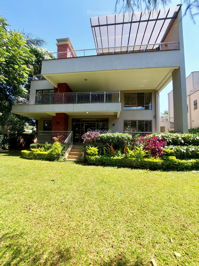 5 Bed Townhouse with En Suite in Lavington - 7