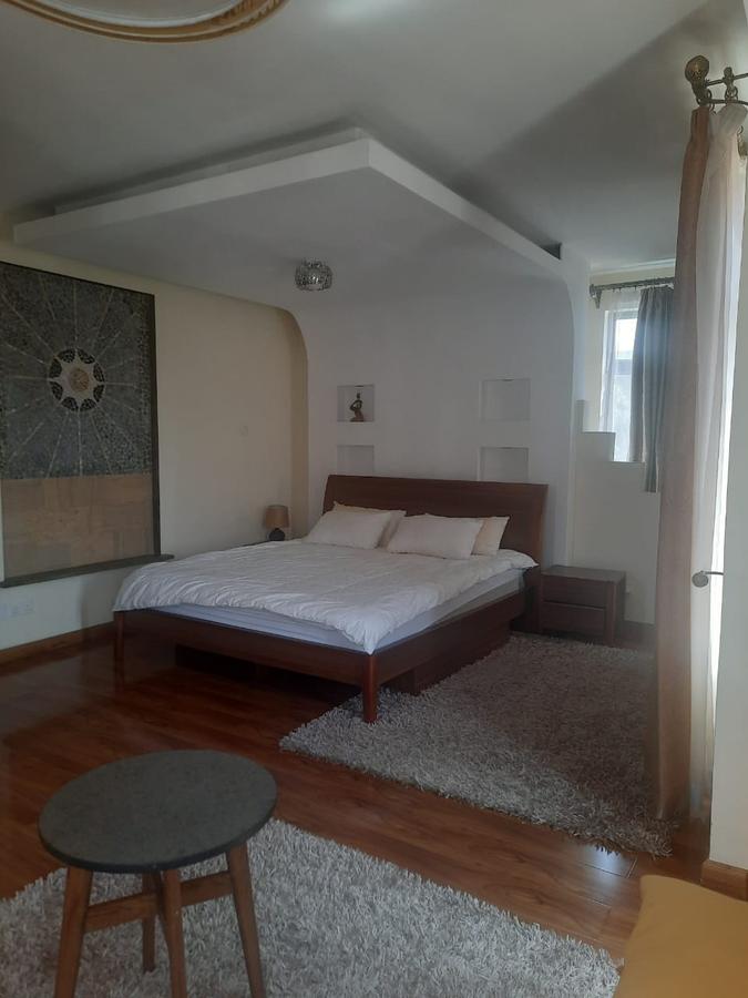 Furnished 3 Bed Apartment with En Suite in Kilimani - 8