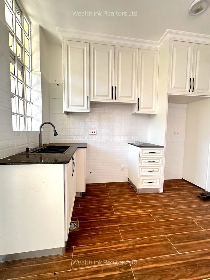 3 Bed Townhouse with En Suite at Nyari West - 1