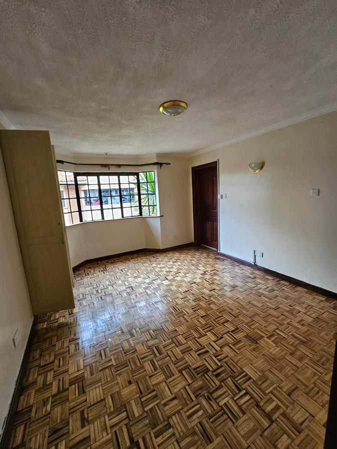 3 Bed Apartment with En Suite at Kilimani - 15