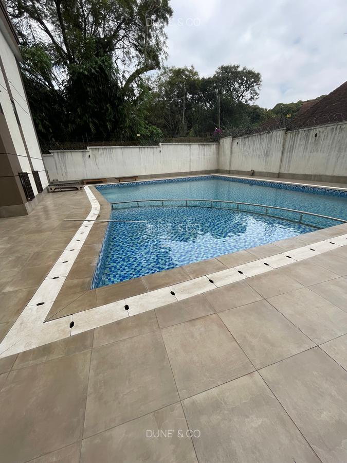 3 Bed Apartment with En Suite in Riverside - 18