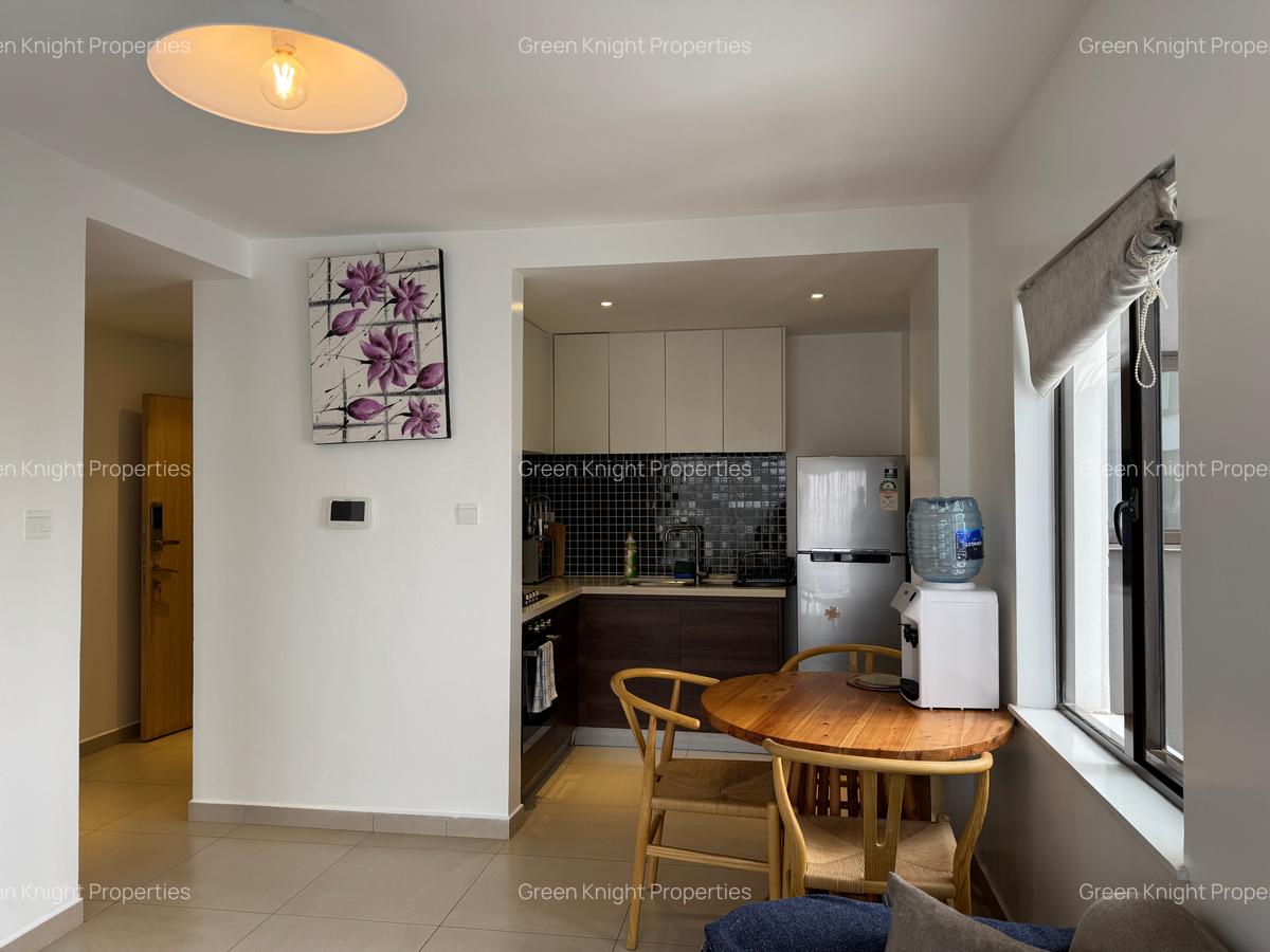 Serviced 1 Bed Apartment with En Suite in Lavington - 11