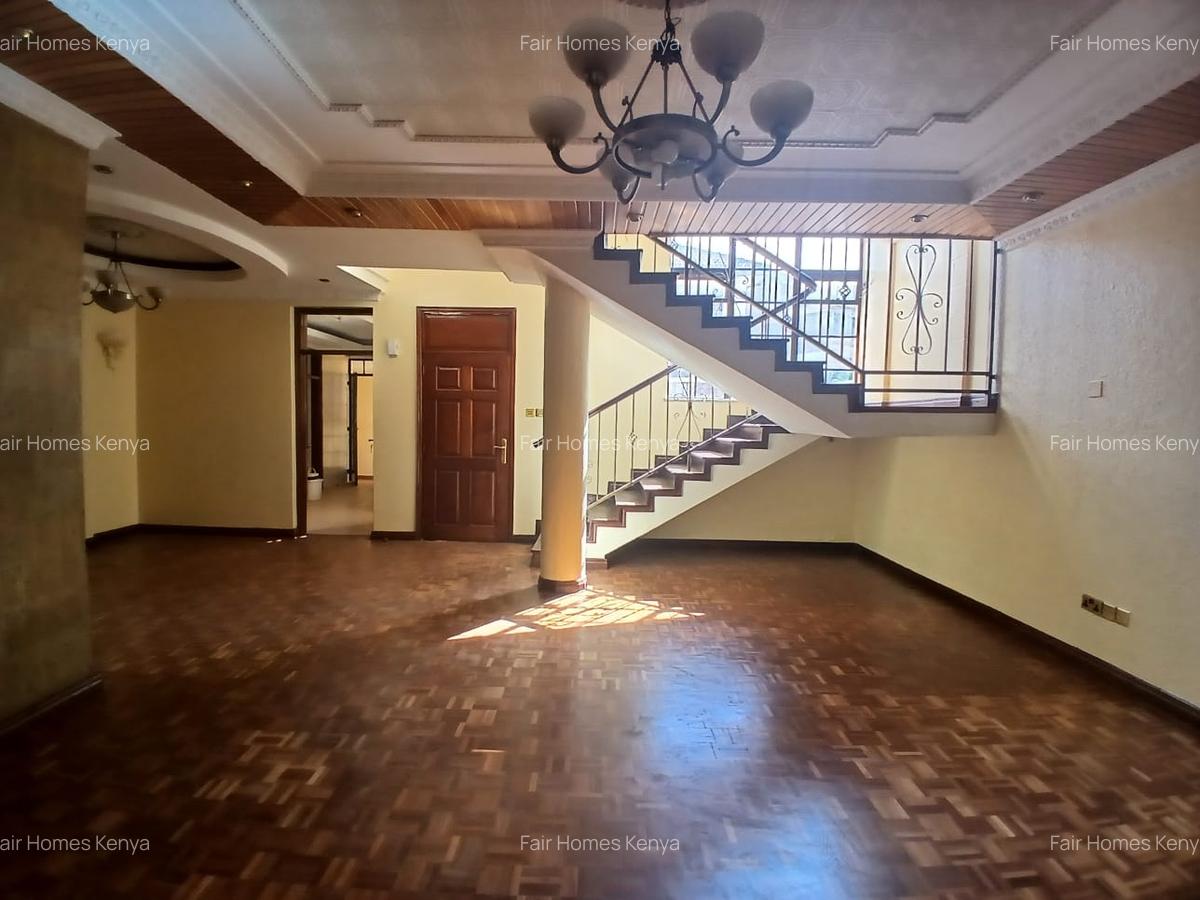 4 Bed Townhouse with En Suite at Manyani East - 7