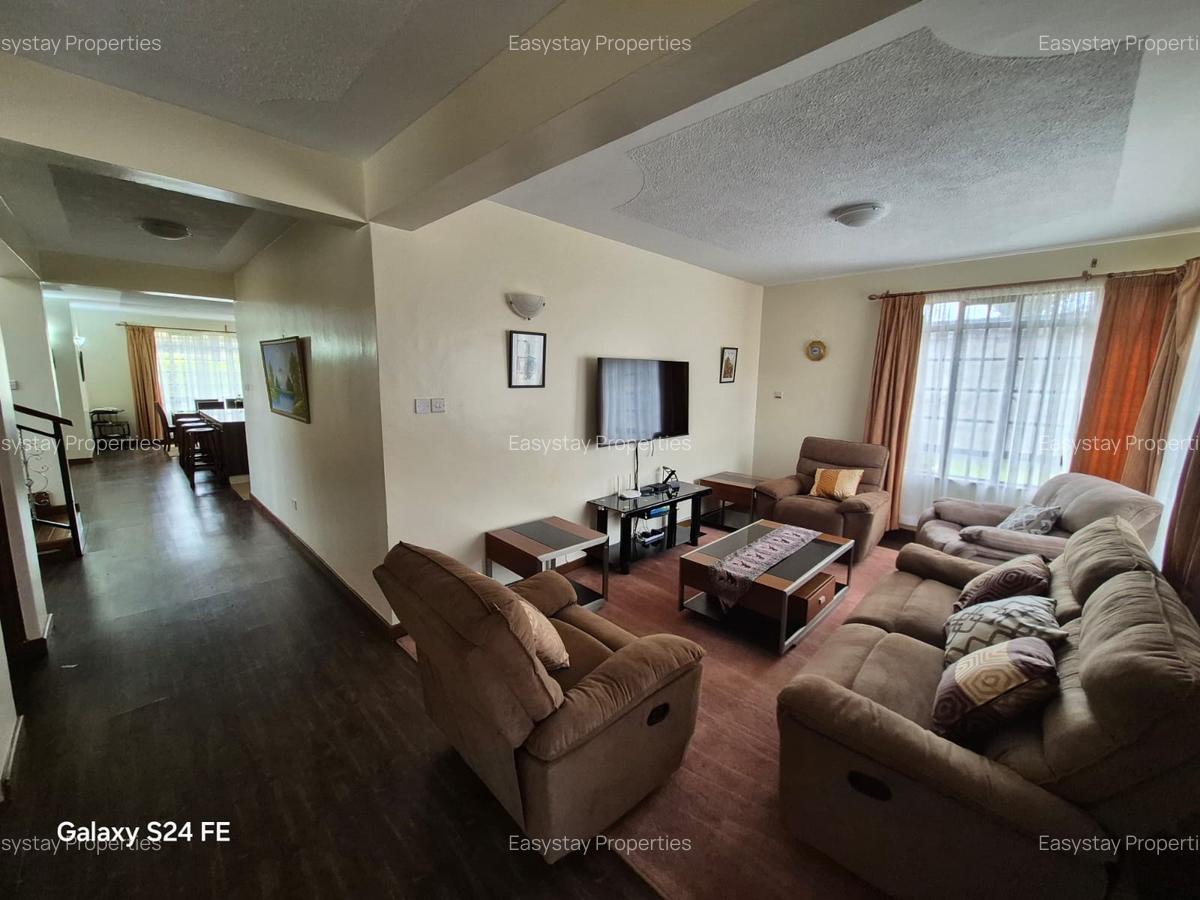 5 Bed House with En Suite in Runda - 7