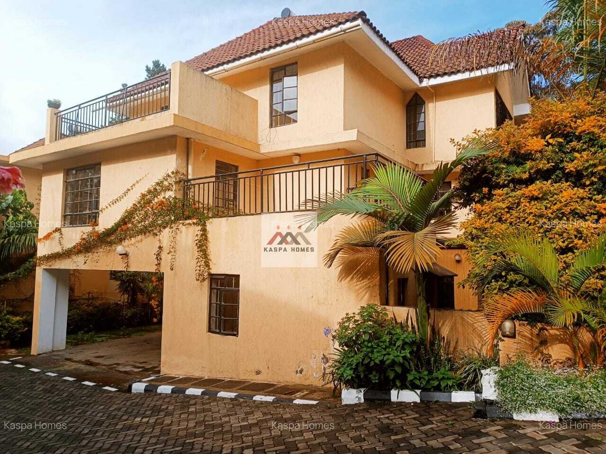 5 Bed Townhouse with En Suite in Westlands Area - 1