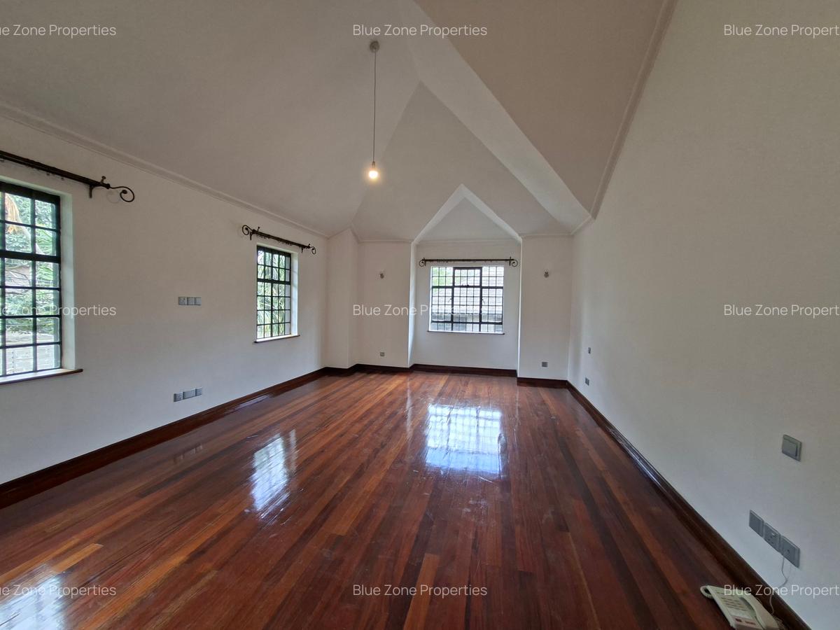 4 Bed Townhouse with En Suite at Off Peponi Rd - 13