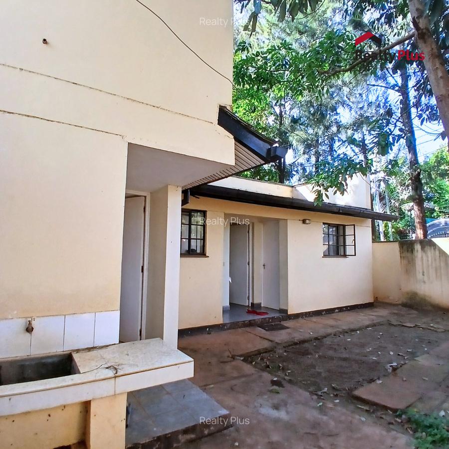 4 Bed Villa with En Suite in Runda - 8