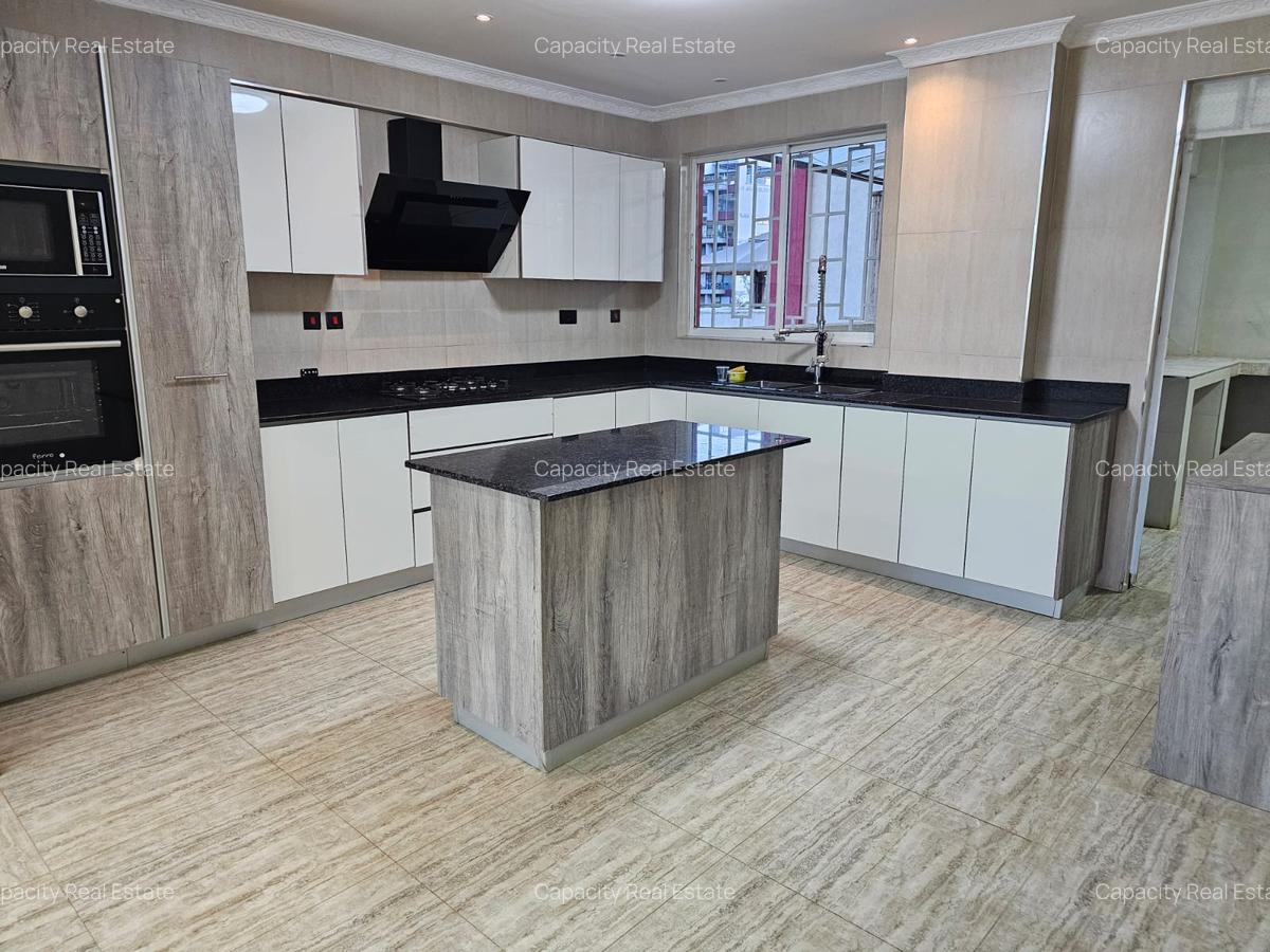 5 Bed Apartment with En Suite in General Mathenge - 14