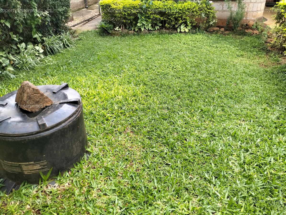 4 Bed Townhouse with En Suite in Lavington - 18