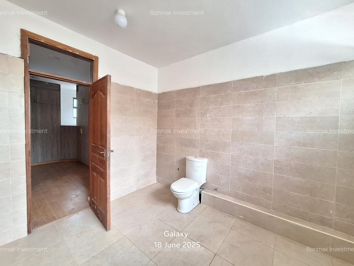 5 Bed Townhouse with En Suite at Convent Drive - 13