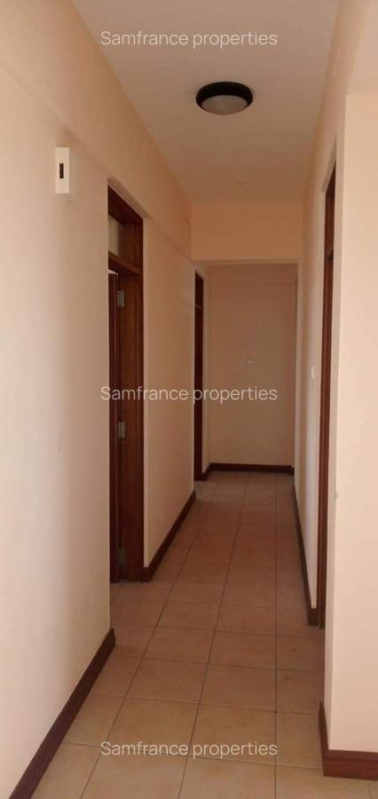 Serviced 3 Bed Apartment with En Suite at Mombasa - 13