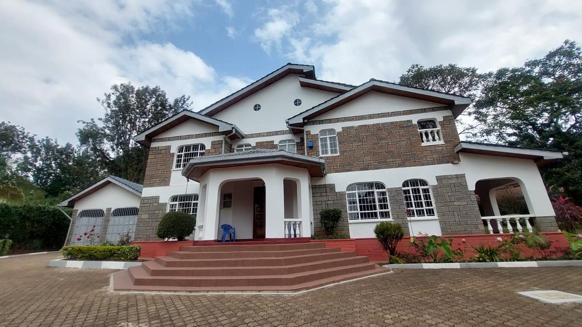 5 Bed House with En Suite at Runda - 3