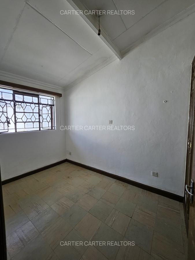 4 Bed House in Buruburu - 12