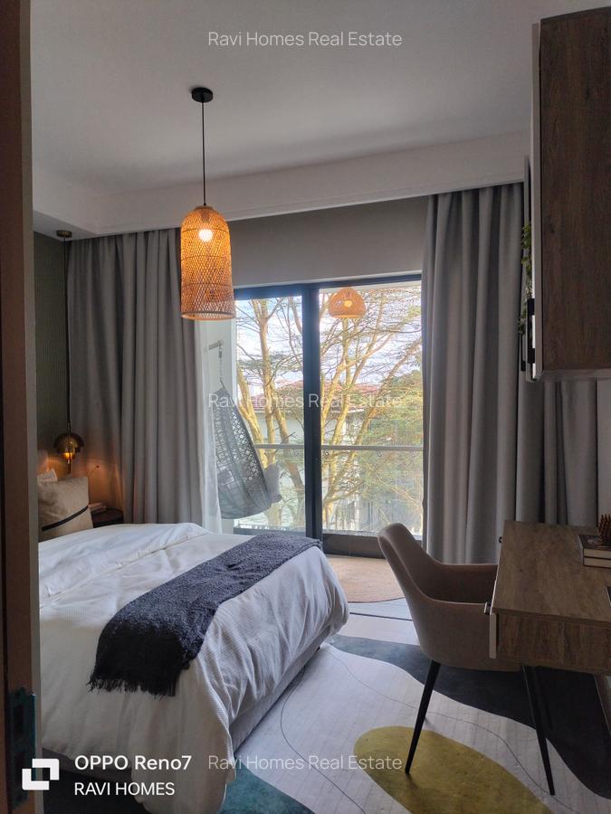 1 Bed Apartment with En Suite in Brookside - 11