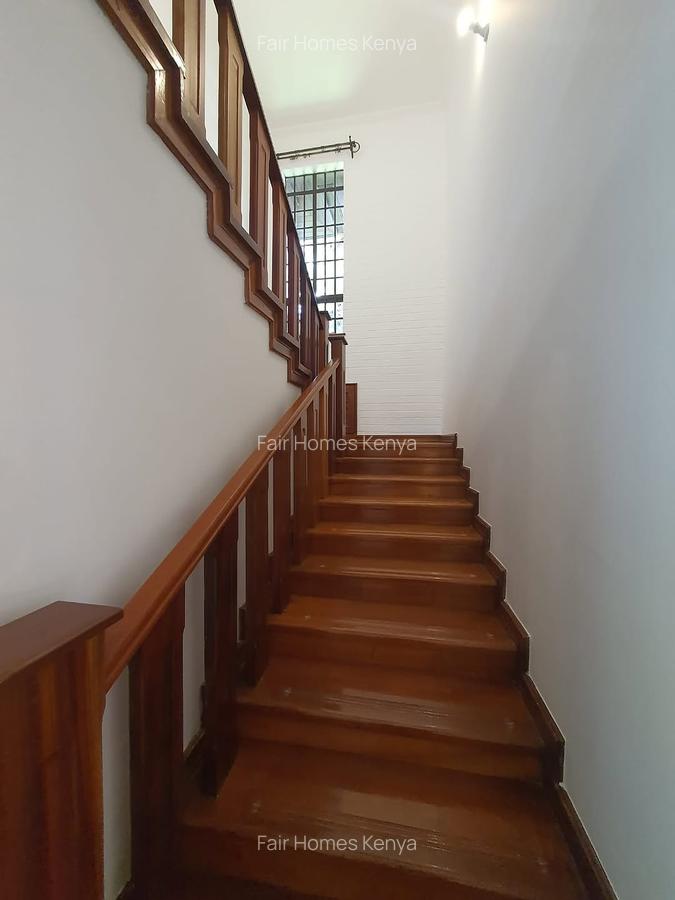 4 Bed Townhouse with En Suite at Peponi Road - 15