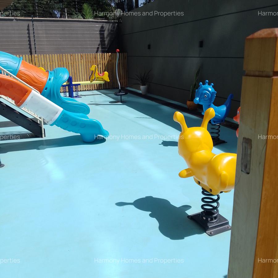 Furnished 2 Bed Apartment with En Suite at Riverside - 16