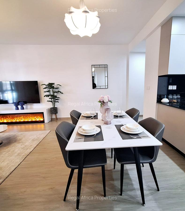 Serviced 2 Bed Apartment with En Suite in Kilimani - 4