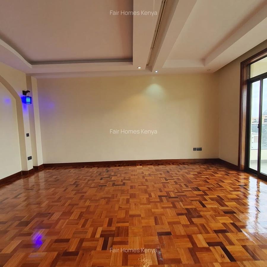 2 Bed Apartment with En Suite at Othaya Road - 11