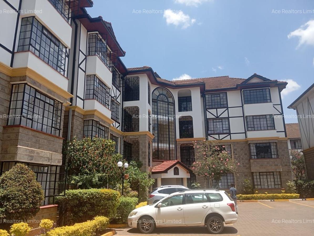 3 Bed Apartment with En Suite at Lavington - 1