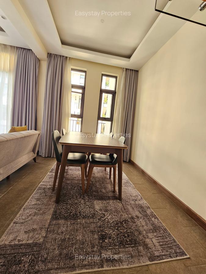 Serviced 2 Bed Apartment with En Suite in Spring Valley - 8