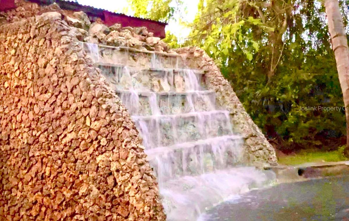 10 Bed Townhouse with En Suite at Mt Kenya - 20