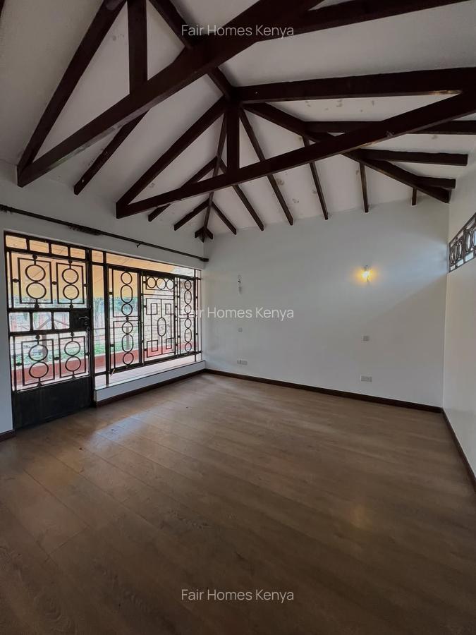 5 Bed Townhouse with En Suite at Lavington Green - 17