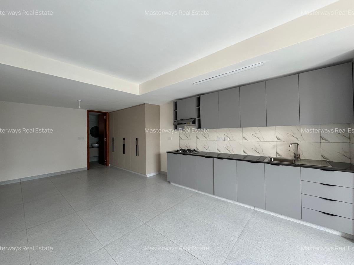 Studio Apartment with En Suite in Westlands Area - 3