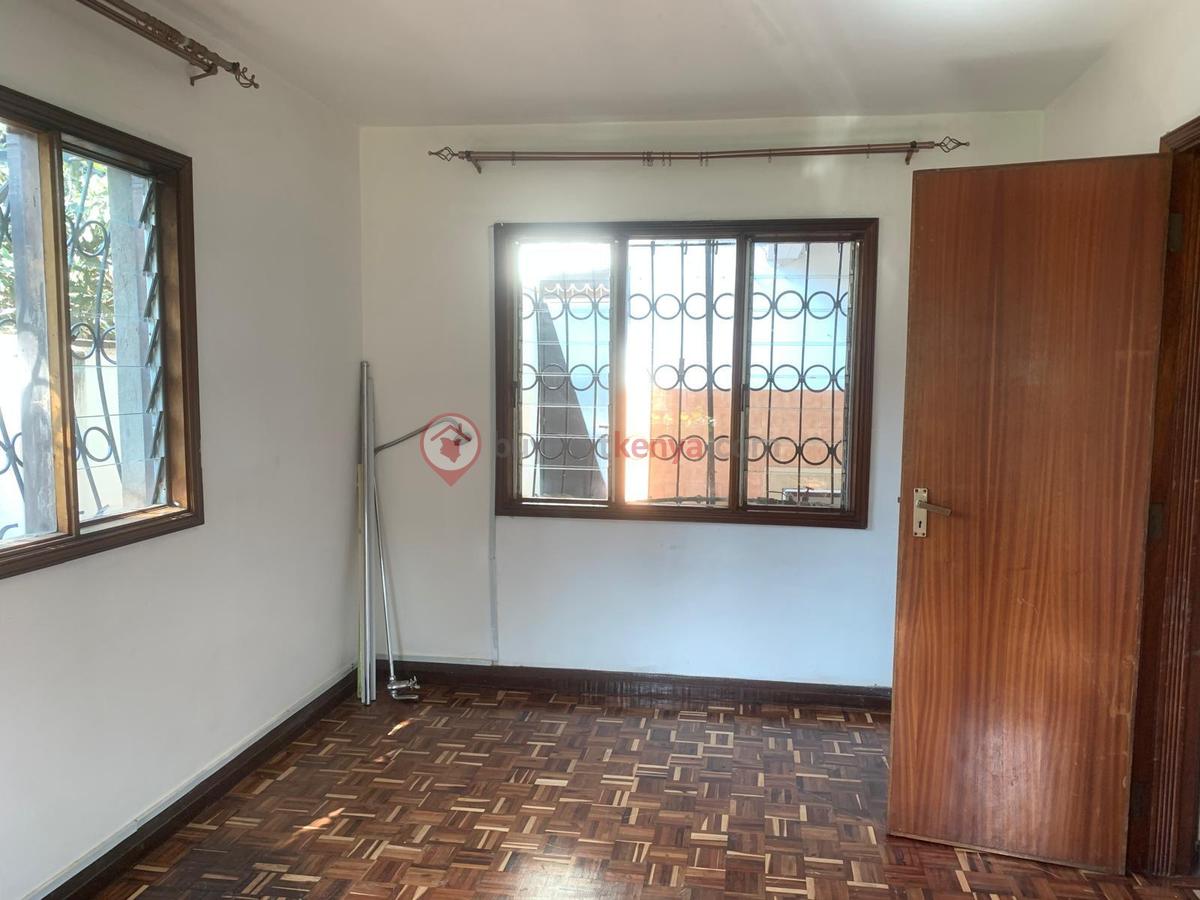 4 Bed Townhouse with En Suite in Kilimani - 2