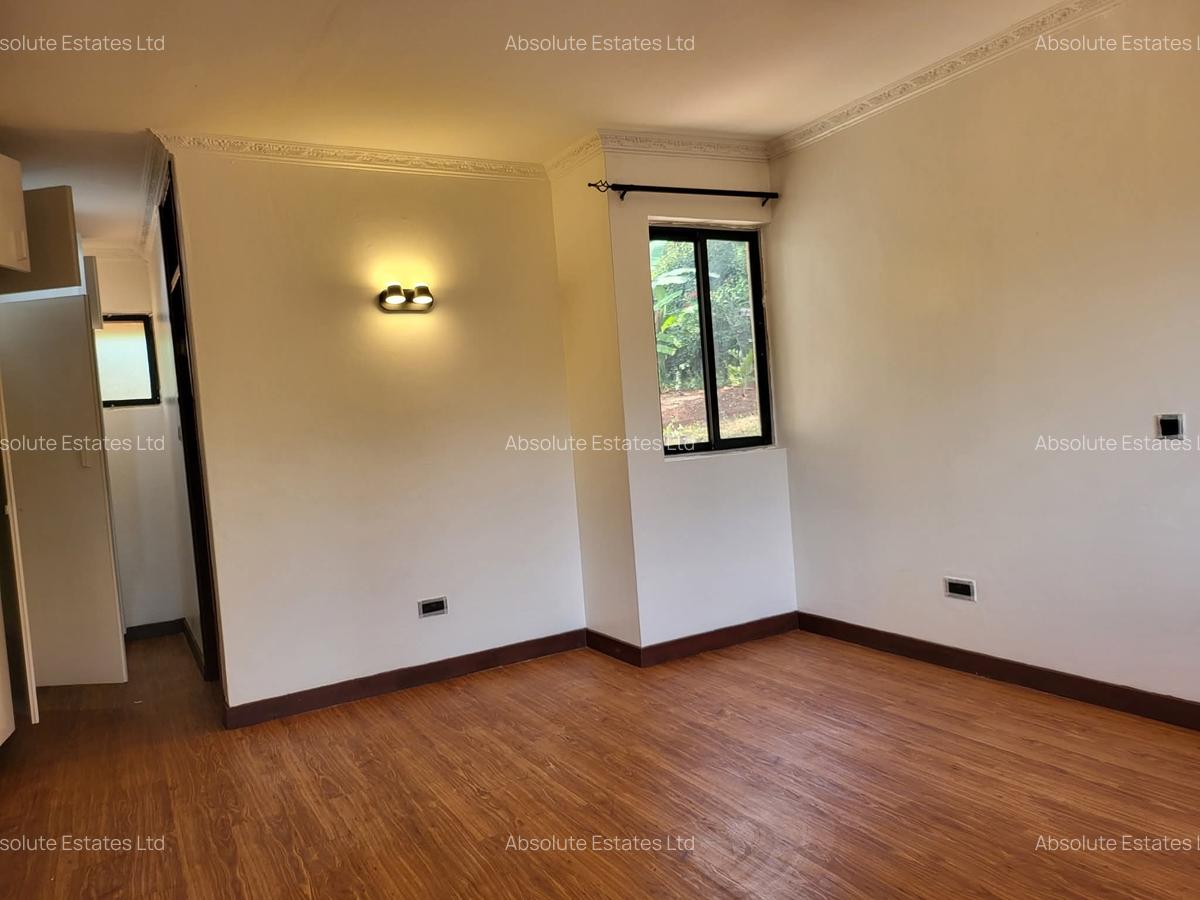 4 Bed House with En Suite in Loresho - 13