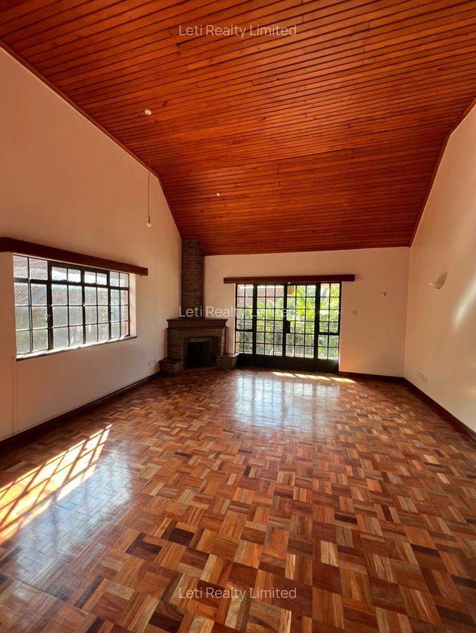 5 Bed Townhouse with En Suite in Lavington - 5