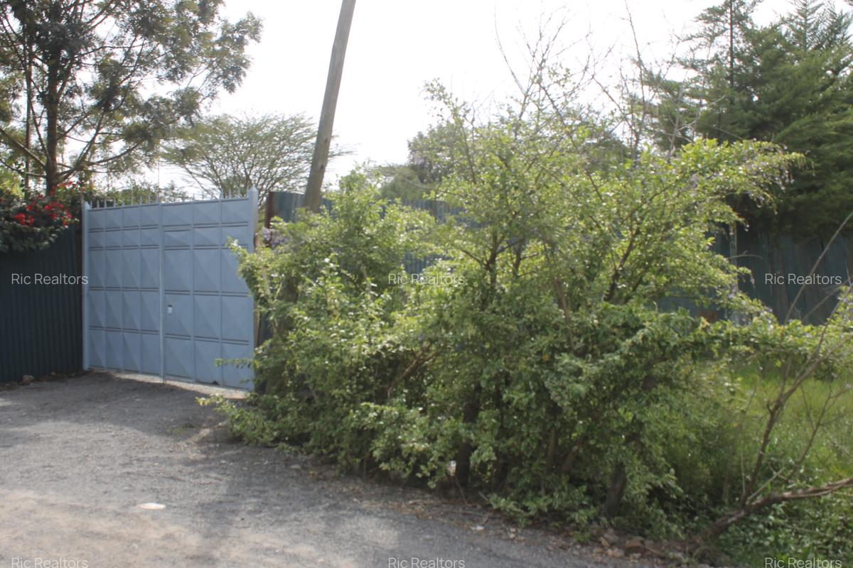 3 Bed House with En Suite at Karen - Fairacres - 10