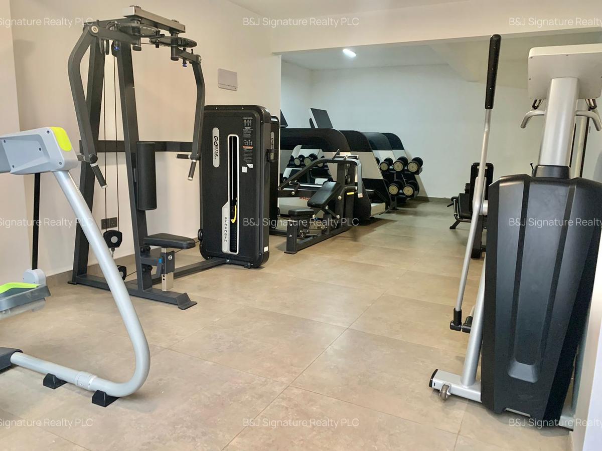 3 Bed Apartment with En Suite in Riverside - 11