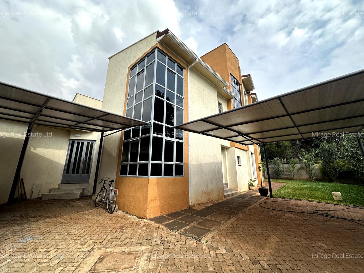 Commercial Property with Service Charge Included in Lavington - 5