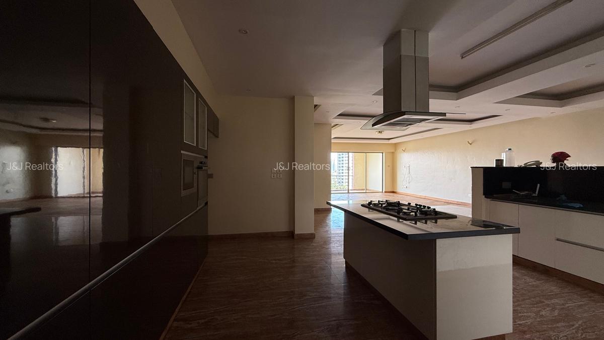 4 Bed Apartment with En Suite in Kileleshwa - 8