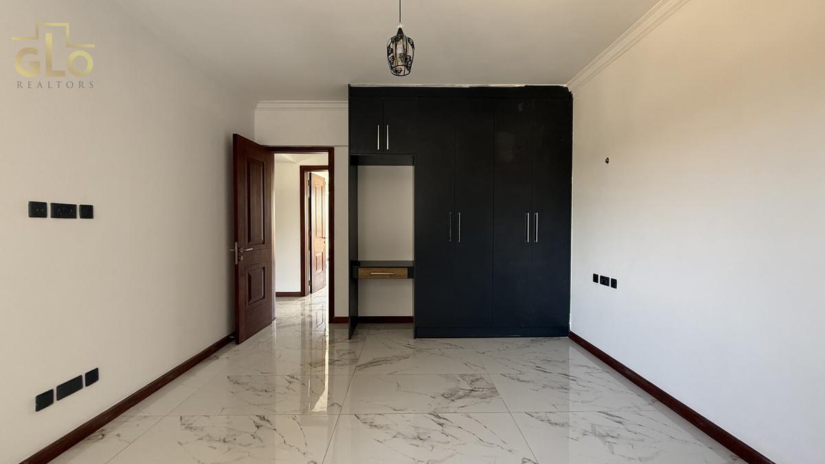 3 Bed Apartment with En Suite in Kileleshwa - 17