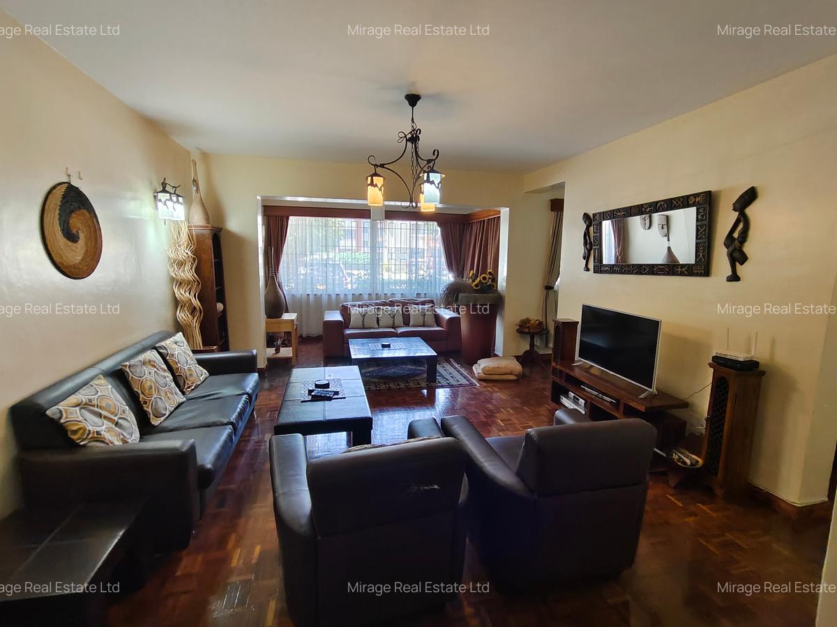 Serviced 3 Bed Apartment with Swimming Pool in Kilimani - 12