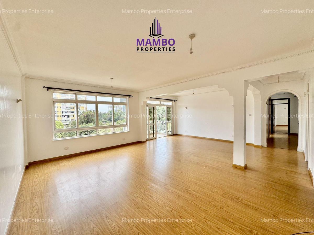 3 Bed Apartment with En Suite at School Lane. - 3