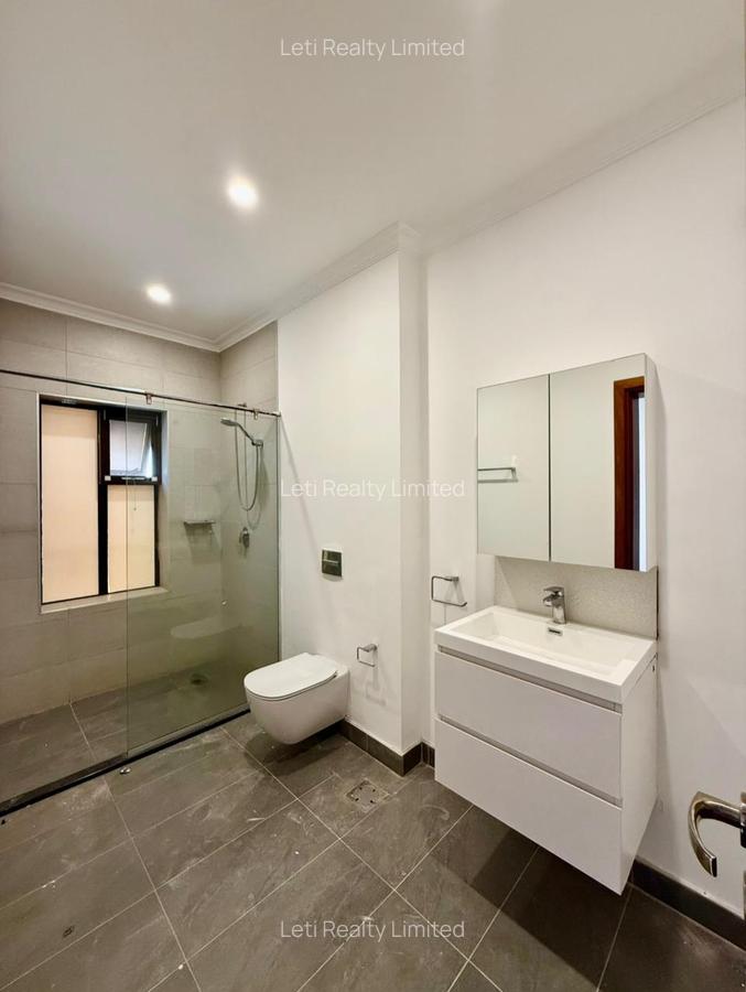 5 Bed Townhouse with En Suite in Kileleshwa - 8