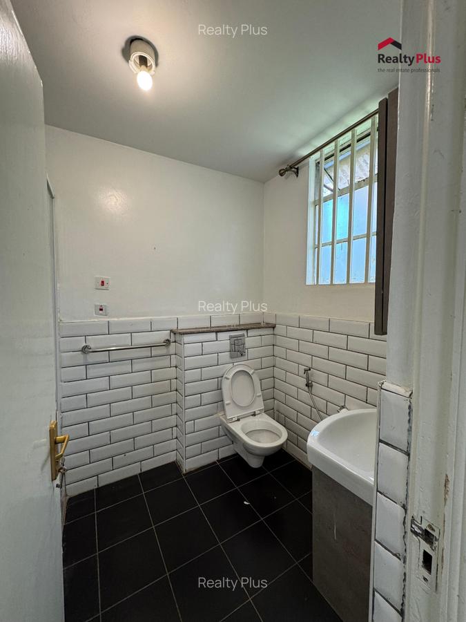 5 Bed Townhouse with En Suite at Redhill Road - 8