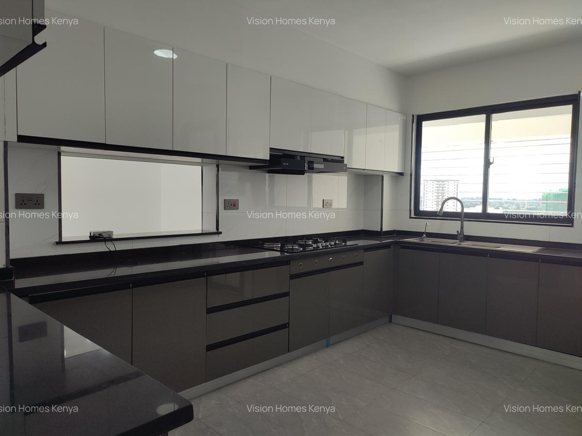 4 Bed Apartment with En Suite in Lavington - 2