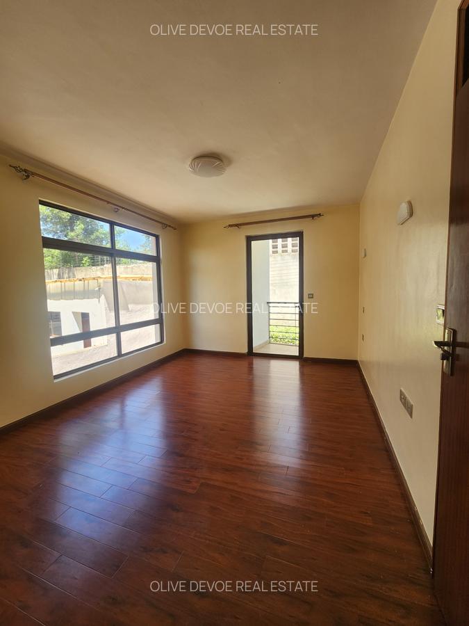 4 Bed Townhouse with En Suite in Runda - 17