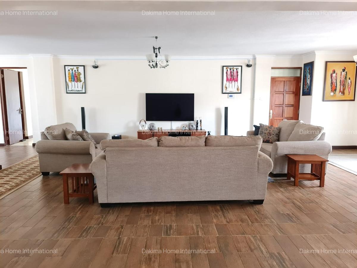 4 Bed Apartment with En Suite in General Mathenge - 6