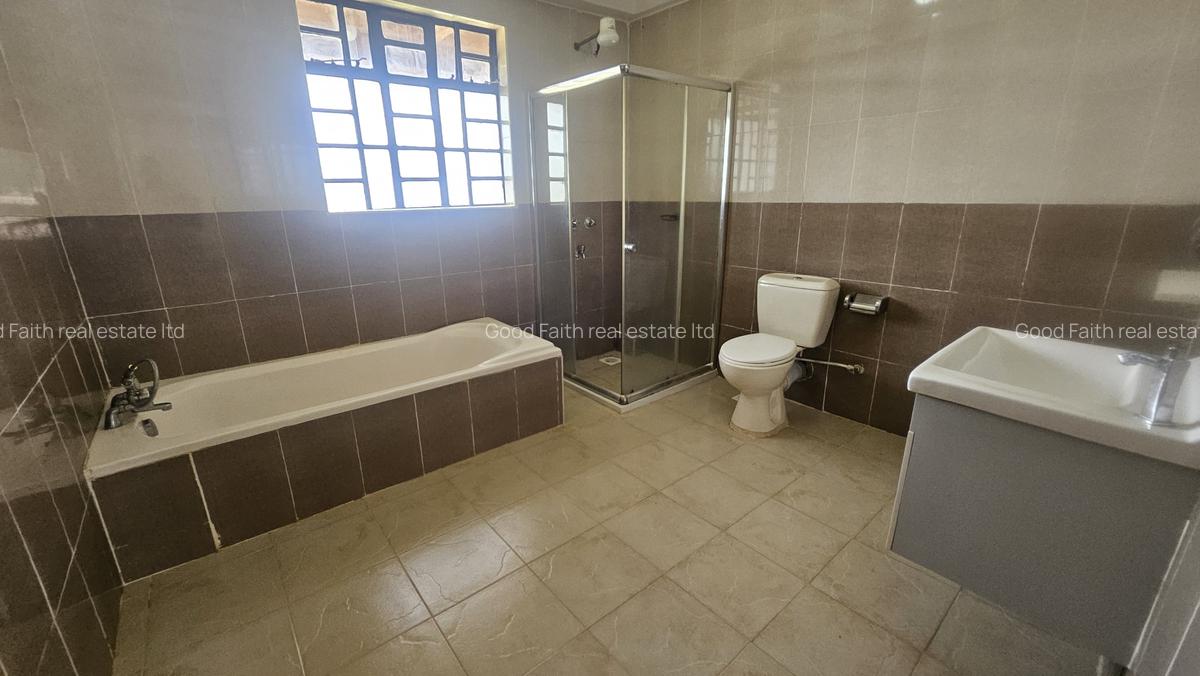 3 Bed House with En Suite in Runda - 16