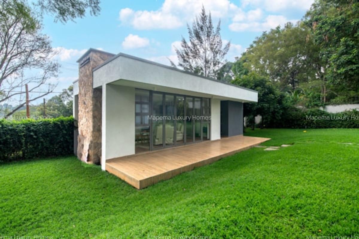 5 Bed House with En Suite at Miotoni - 5