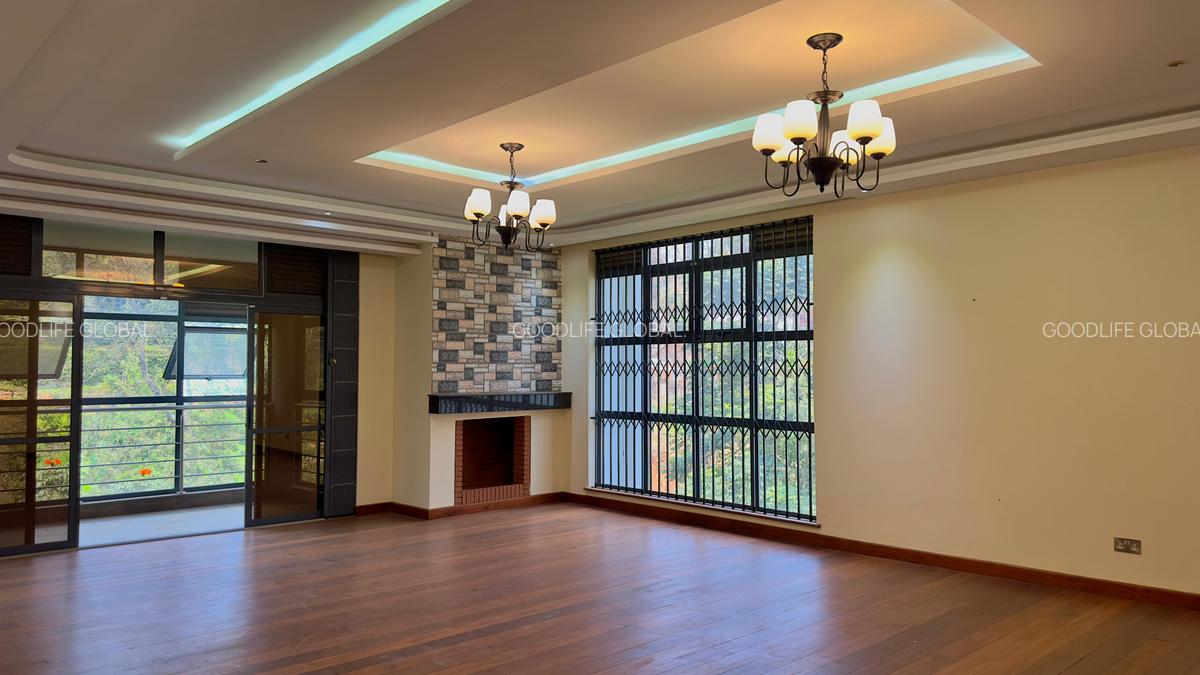 7 Bed House with En Suite at Nyari - 10