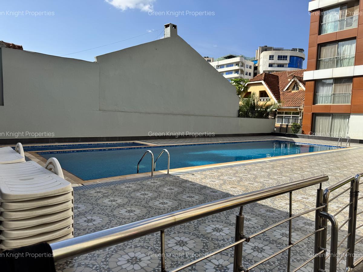 Serviced 3 Bed Apartment with En Suite in Kileleshwa - 4