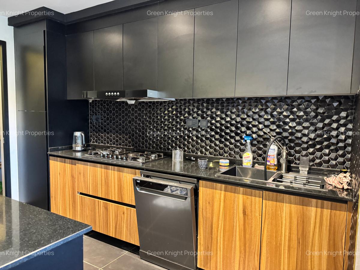 Serviced 2 Bed Apartment with En Suite in Westlands Area - 6