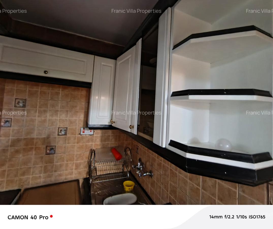 2 Bed House with En Suite at Hill View - 14