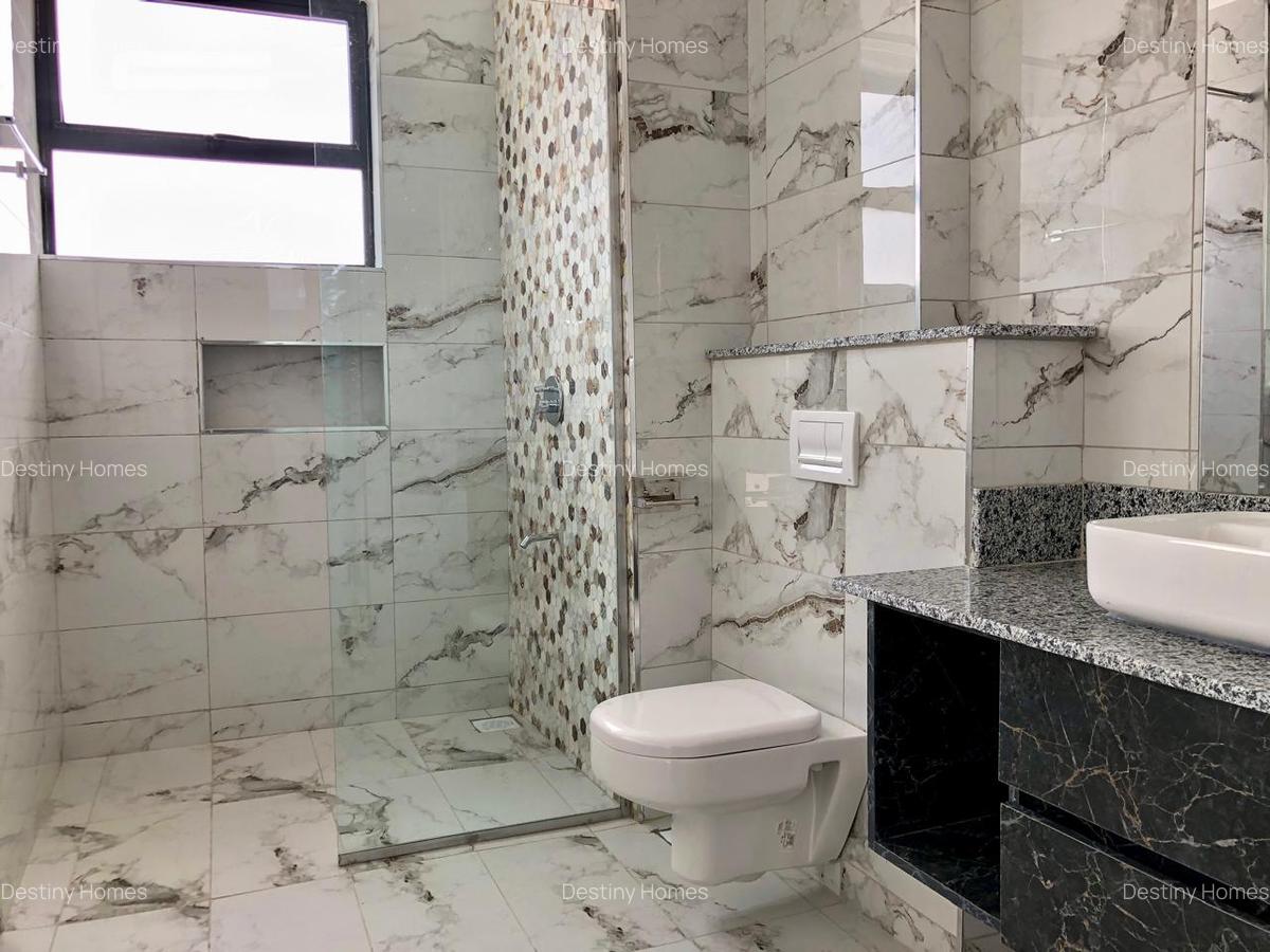 2 Bed Apartment with En Suite in Kilimani - 6