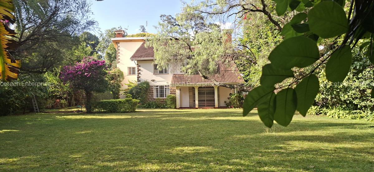 5 Bed Townhouse with En Suite in Spring Valley - 1